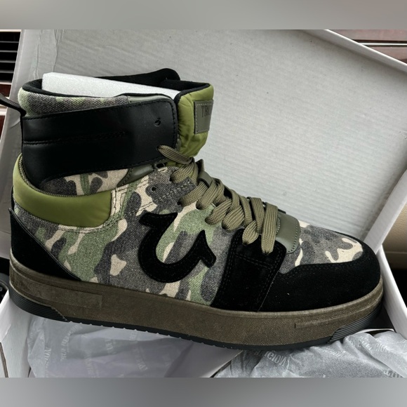 True Religion Mateo size 10 camo New in box - Picture 3 of 13